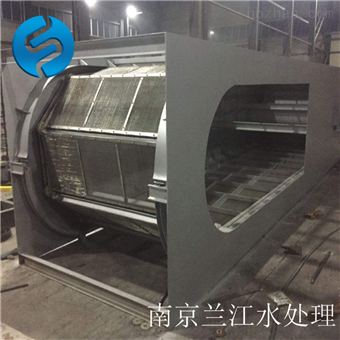 非金屬內(nèi)進(jìn)流格柵清污機(jī)